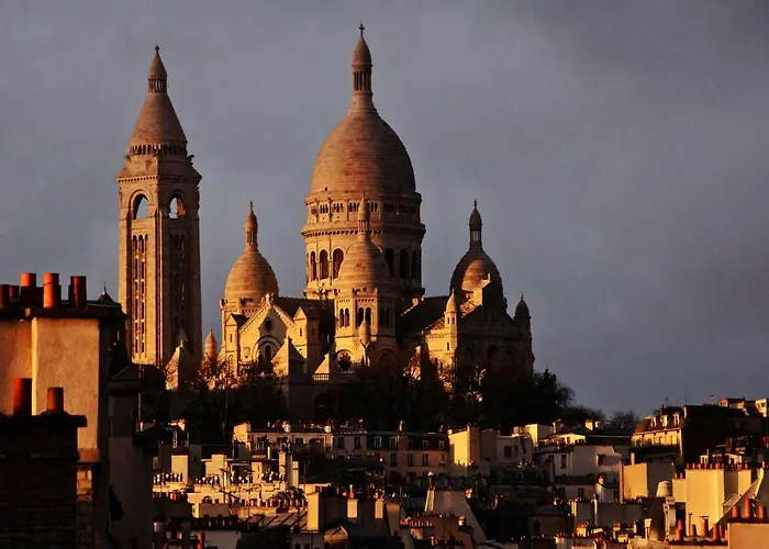 Nocleg ze śniadaniem Cote Montmartre 4*